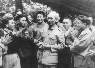 Cán bộ, đảng viên thực hiện việc nghiêm khắc với chính mình theo tư tưởng Hồ Chí Minh